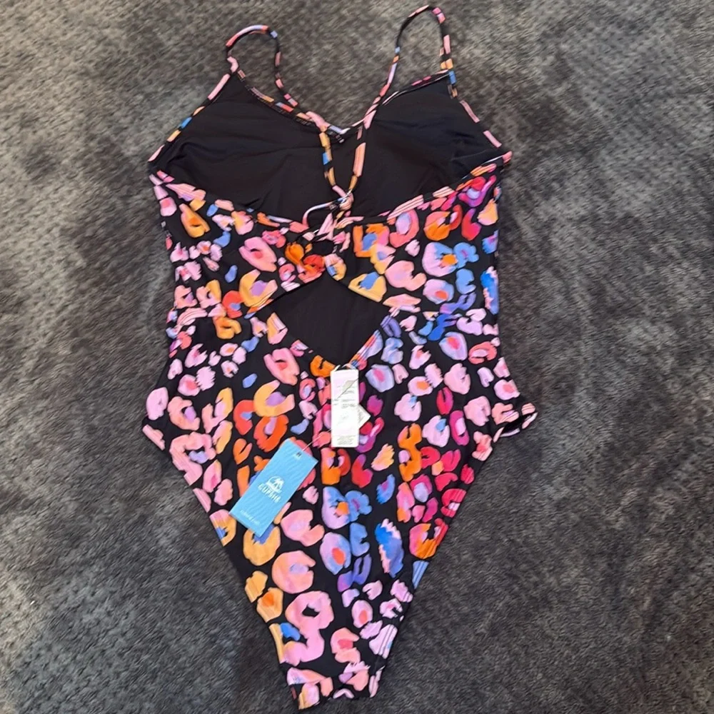 Cupshe Leopard Cheetah Swimsuit - Picture 2 of 2